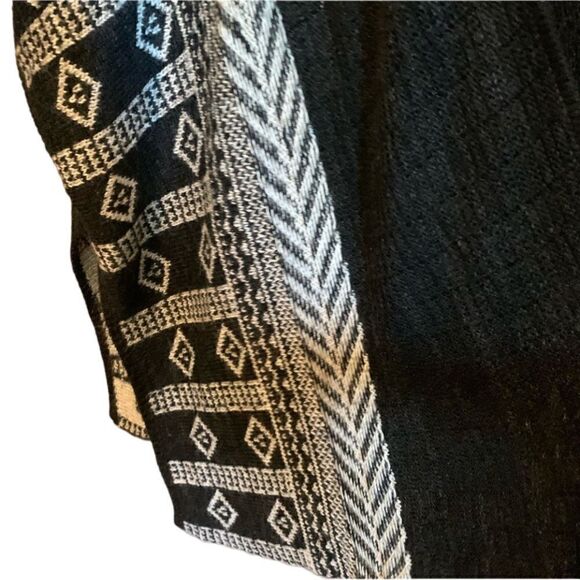 Garage wool blend poncho sweater. Size xs/s - Picture 7 of 9